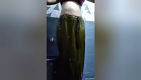 Indian girl takes bath in her bedroom and shows us