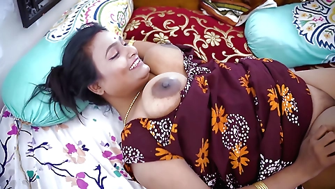 Hottie has a huge dick and a massive ass in front of her