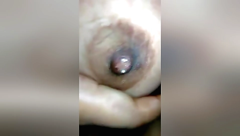 Today Exclusive -cute Desi Chick Shows Her Boobs And Pussy