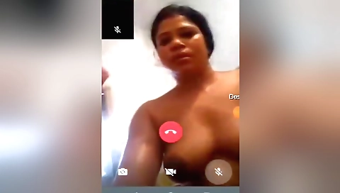 Bhabhi has hairy pussy on webcam and it is very wet