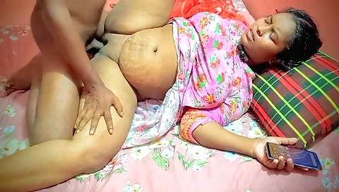 Indian girl with a big ass is having sex with her husband