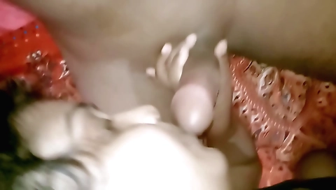 Brunette sex video with the amateur girl giving a fantasy