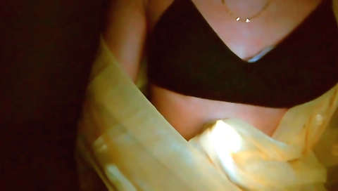 Indian teen 18+ babe poses in her bedroom solo video