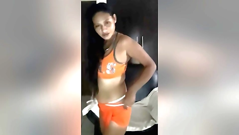 Indian teen girl with perfect body got a deep blowjob