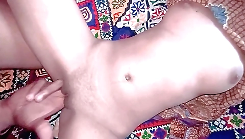 amateur girl goes to the room to have a private sex session