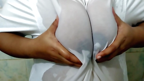 Sexy indian babe gets on a webcam and makes a hardcore vid