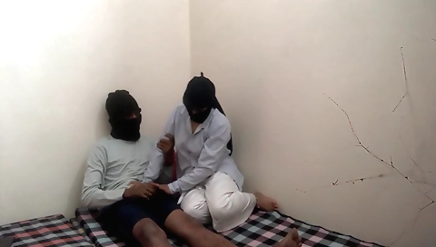 Indian babe gets fucked in her bed when she was getting off