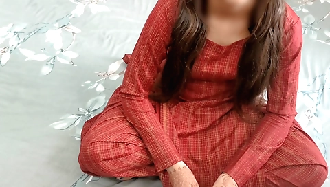 Indian stepsister is getting fucked on karwa chauth