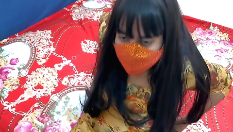 Indian chick with hairy pussy in amateur fetish vid