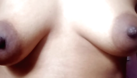 Housewife with tight body plays her pussy and ass with fingers