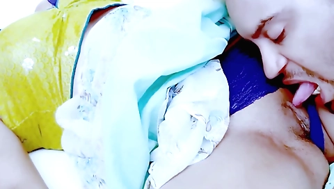 Indian bhabi is playing with her hairy pussy in front of a webcam