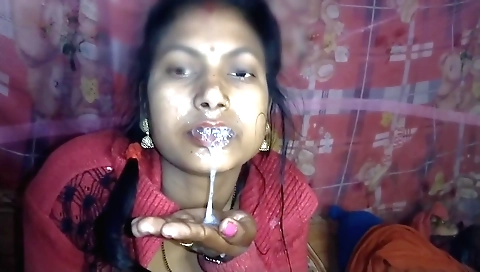 Horny amateur brunette deepthroat sex in amateur xxx movie