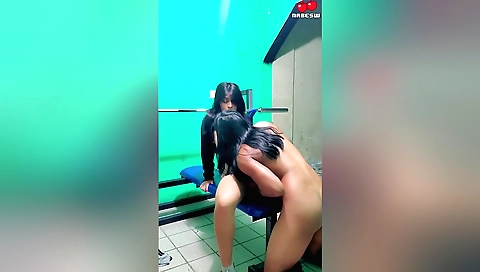 Hot brunette with big tits in amateur hd porn video