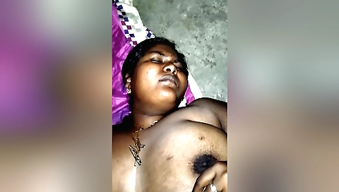 Indian babe rides and sucks a huge boner in a hot way