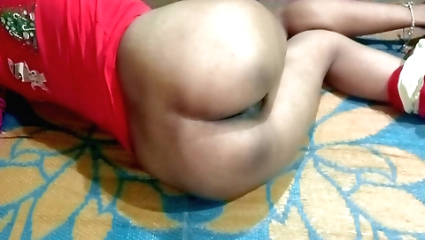 Indian teen gets her pussy fucked in her tight ass