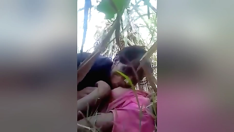 Exclusive- Desi Village Lover Boob Sucking And Outdoor Sex