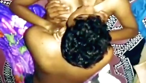 Indian teen and her handsome boyfriend do hardcore fucking