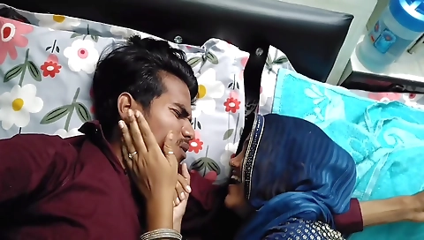 Indian bimbo and her husband have an amateur video