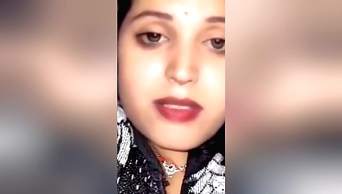 Hindu babe is getting fucked hard and the guy gives blowbite