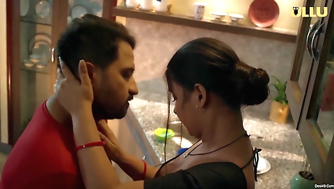 Nympho big tits is showing it out in porn videos 2