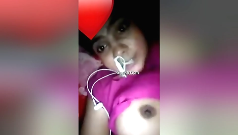 Indian girl with big boobs is showing her large tits on webcam