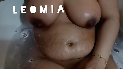 Big-assed and fat bhabhi is having a sex with her lover