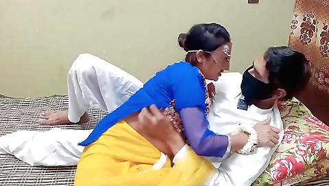 Bahu bahu kah joddi khodi diya buday ja bahu wali jodi kaha