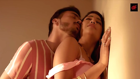 Kaminey 2 is ready to make it with her handsome lover 1