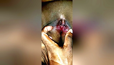 Indian teen gets naked and masturbates herself in POV