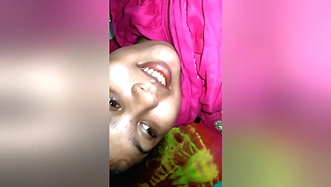 Indian couple makes love in homemade bedroom video