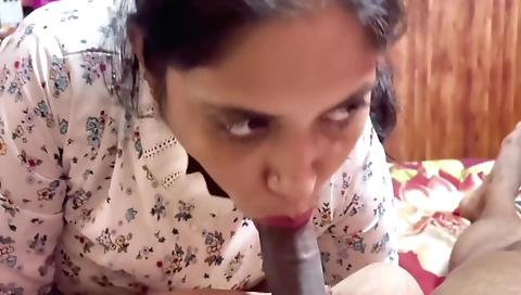 Indian slut 18+ lost virginity first time in porn video