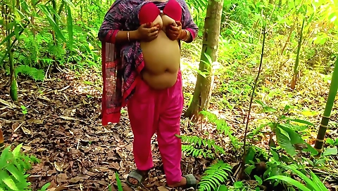 Amateur brunette gets her neighbor's erect cock inside