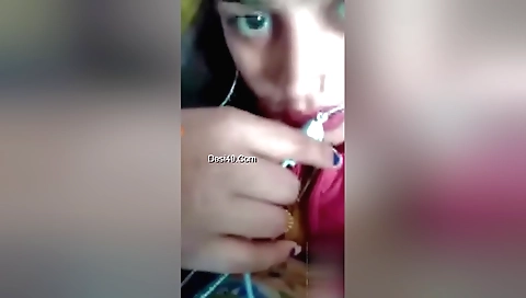 Bhabhi is showing her pussy and body on webcam video