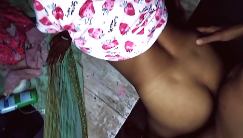 Amateur brunette stepsis with hairy hair gets penetrated