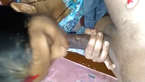 Indian brunette video with big boobs and a sexy body