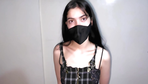 Indian brunette 18+ gets a handjob from her boyfriend