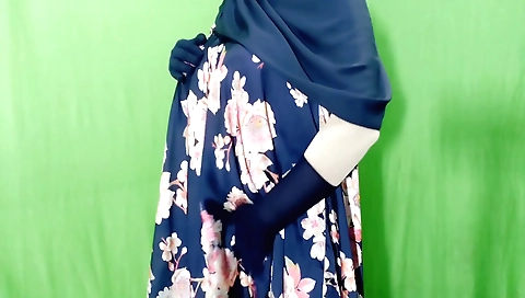 Indian housewife masturbating in the village housewife room