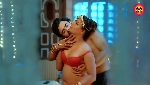 Horny brunette with big boobs is showing us her tits