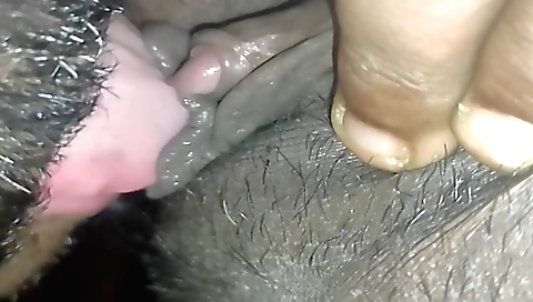 Indian girl takes a hot face of man to eat her pussy