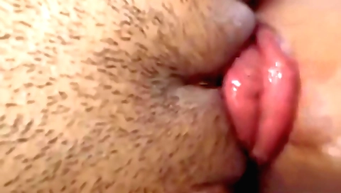 Indian babe is getting a big ass fuck in the kitchen