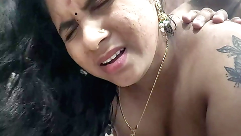 Indian hottie is getting fucked on the floor in amateur