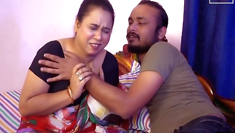 Indian bhabhi fucked by her husband in homemade vid