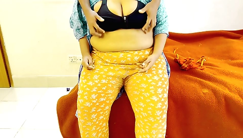 Indian big booty chick made a big creampie on her body