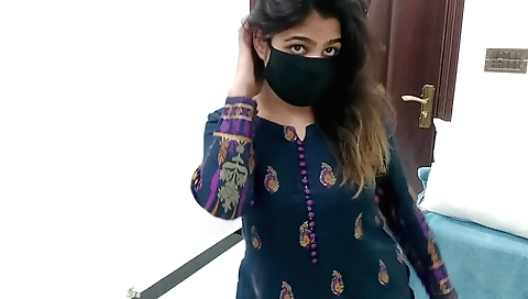 Sobia nasir dances on a phone in a sexy solo video