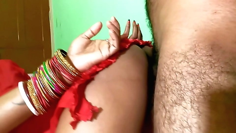 A milf woman makes out with the camera and gets sex with it