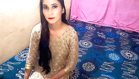 I'm in a beautiful solo video showing my ass on webcams