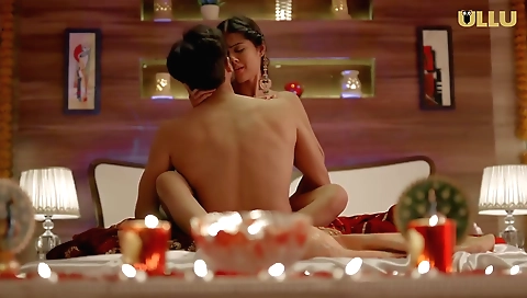 Curvaceous slut in white stockings seduces her lover