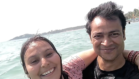 Hot brunette milf 001 fucked in the sea in some amateur scene