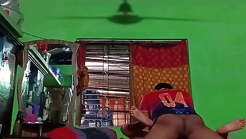 Indian brunette babe is getting fucked in homemade vid