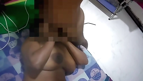 Indian teen in a big tittied and sexy body on webcam video